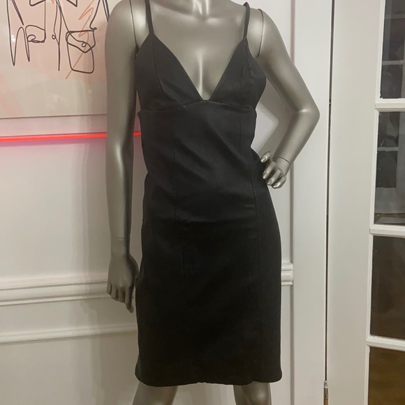 Leather dress - Picture 2 of 10